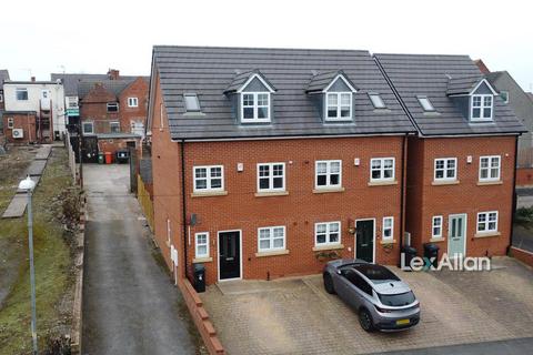 3 bedroom semi-detached house for sale, Chapel Street, Quarry Bank