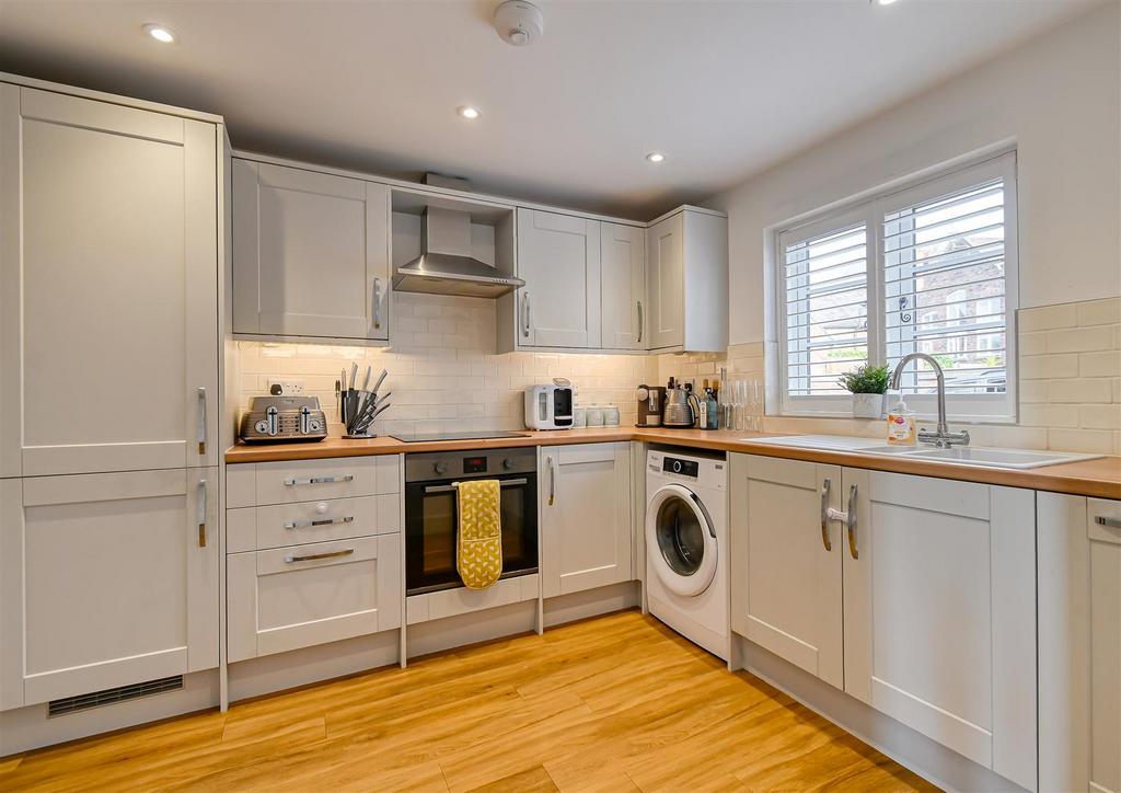 45b Listley Street-15.jpg