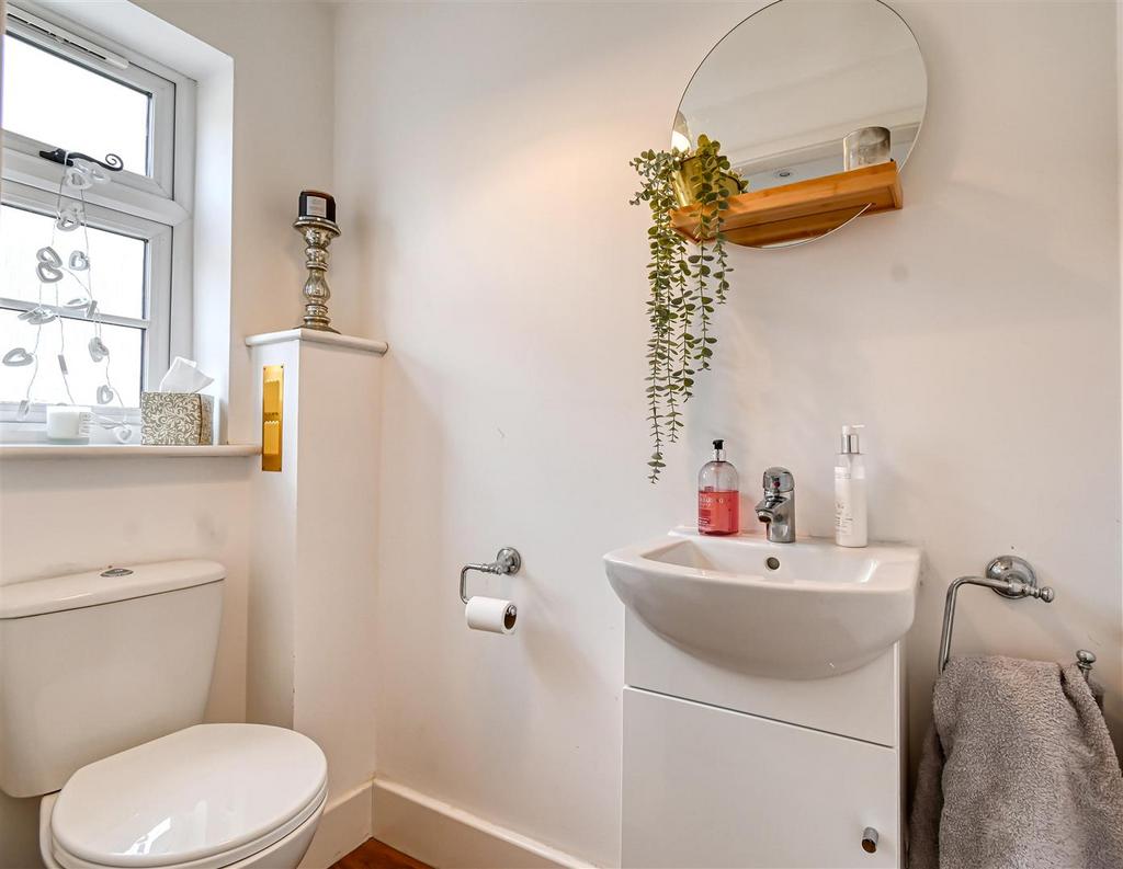 45b Listley Street-01.jpg