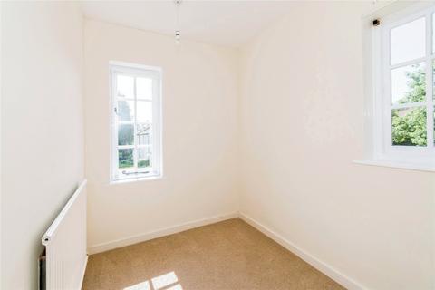 7 Highfield Close, Southampton, SO17 1QZ