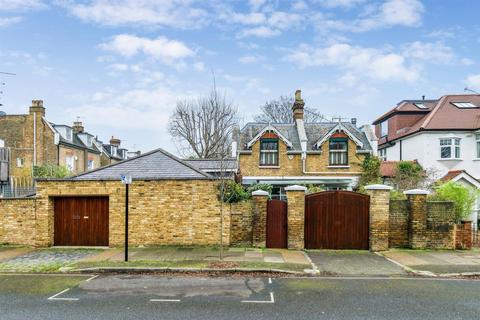 4 bedroom detached house for sale, Grove Park Gardens, London, W4