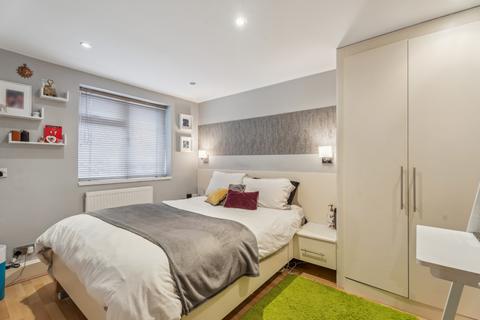 259 Tolcarne Drive, Pinner, HA5 2DW