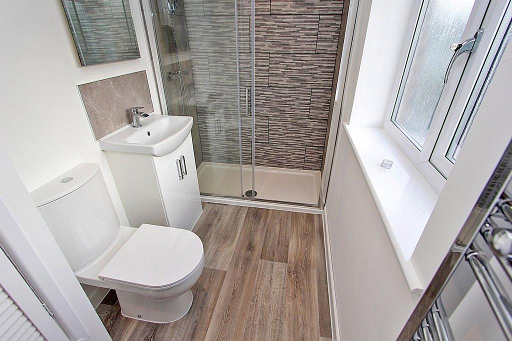 Bedroom One En-Suite