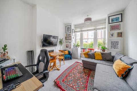 1 bedroom apartment for sale, Waterlow Road, London, N19