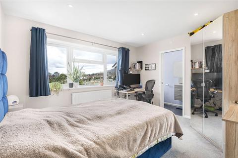37 Cherry Tree Road, Chinnor, OX39 4QZ