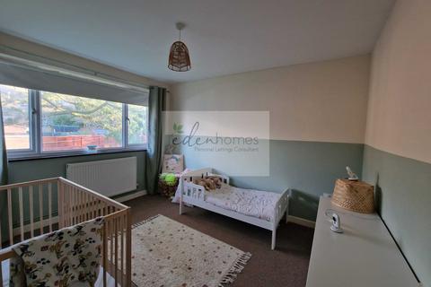 4 bedroom end of terrace house to rent, Robinswood Gardens, Gloucester, Gloucestershire