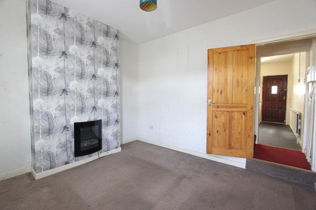 3. front room.JPG