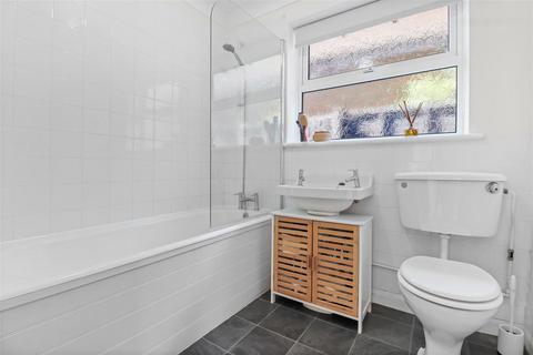 undefined, Harebeating Crescent, Hailsham BN27