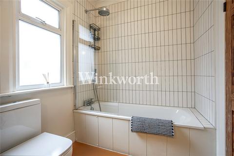 80 Warwick Gardens, London, N4 1JA