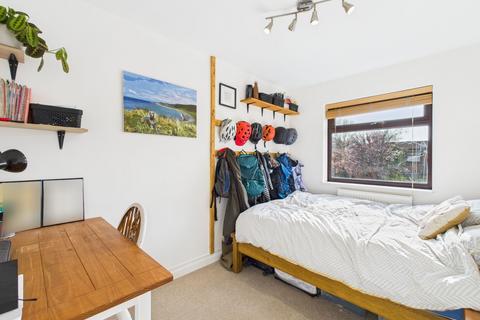 7 Baristow Close, Chester, CH2 2EA