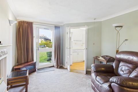 1 bedroom apartment for sale, Spinners Court, Lancaster
