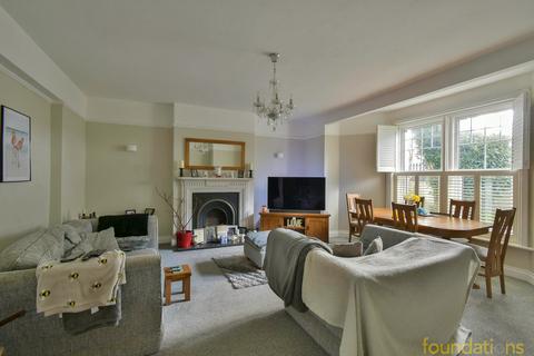 1 bedroom ground floor flat for sale, Park Road, Bexhill-on-Sea, TN39