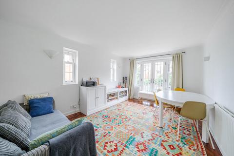 2 bedroom flat for sale, Stanhope Road, Highgate