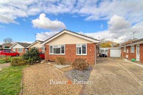 2 bedroom bungalow for sale, Poplar Grove, Essex CM0