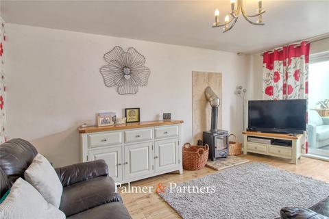 17 Poplar Grove, Burnham-on-crouch, CM0 8RJ