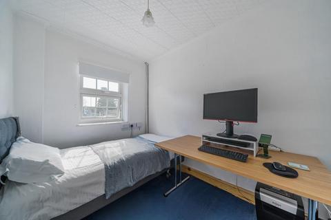 3 bedroom cottage for sale, Stratton St Margaret,  Swindon,  Wiltshire,  SN3