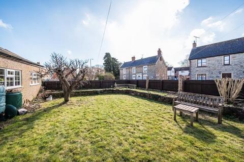 3 bedroom cottage for sale, Stratton St Margaret,  Swindon,  Wiltshire,  SN3