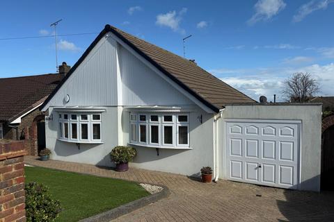 2 bedroom detached bungalow for sale, Kings Avenue, Broadstairs CT10