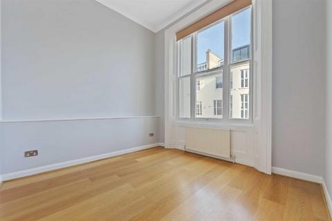 2 bedroom flat to rent, Belsize Park