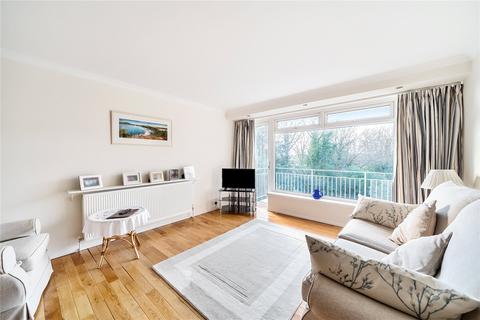 2 bedroom flat for sale, Chaseley Court, Oatlands Drive, Weybridge, KT13