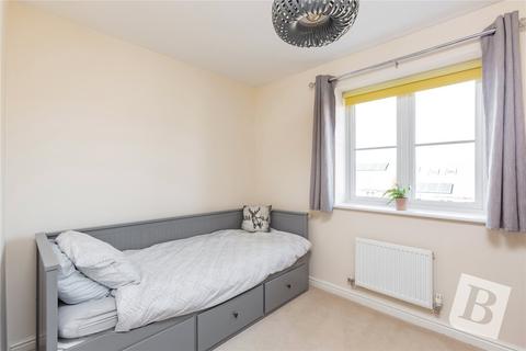 6 Hinterland House, 5 Meadfarm Close, Romford, RM3 9FJ