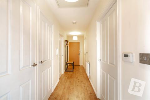 6 Hinterland House, 5 Meadfarm Close, Romford, RM3 9FJ