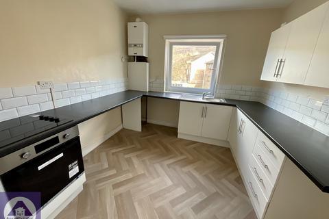 1 bedroom flat to rent, High Street, Blaina