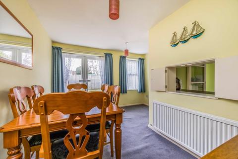 3 bedroom detached house for sale, Sidlesham Close, Hayling Island, Hampshire