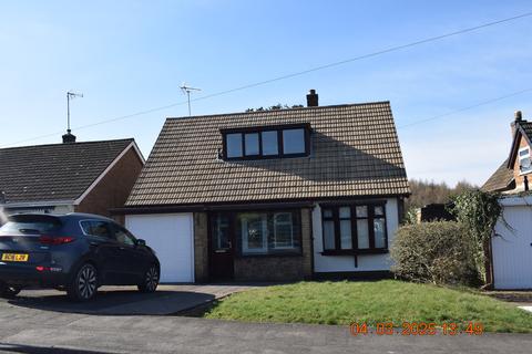 3 bedroom detached house to rent, Trentham Road, Hartshill CV10