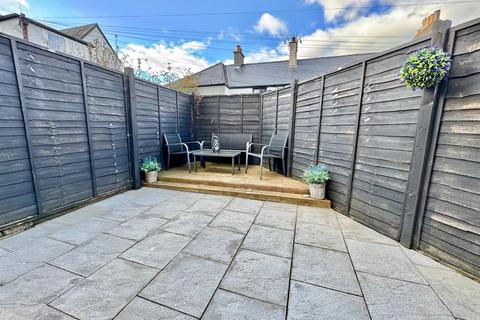 3 bedroom house for sale, Parry Road, Llanrwst