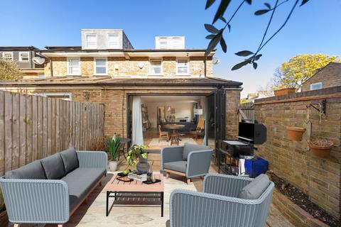 undefined, Thalia Close Greenwich SE10
