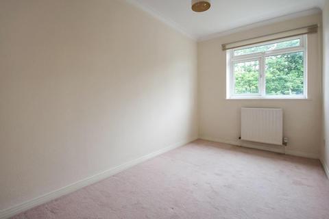 2 bedroom flat to rent, London Road, Brighton, East Sussex