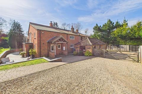 5 bedroom semi-detached house for sale, Blacksmiths Lane, Haveringland