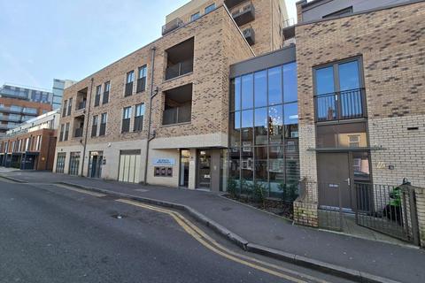 3 bedroom apartment for sale, Blyth Road, Hayes, Greater London, UB3