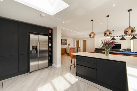 119 Cuffley Hill, Goffs Oak, Waltham Cross, EN7 5EZ