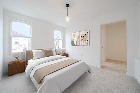 5 bedroom terraced house for sale, Wakehurst Road, Battersea