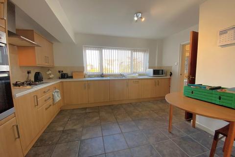 61 Sandy Road, Stourbridge, DY8 3AJ