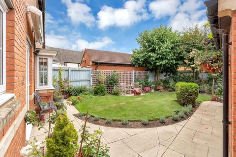 4 bedroom link detached house for sale, Allendale Road, Loughborough LE11