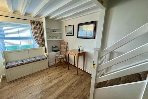 undefined, Wexham Street, Beaumaris