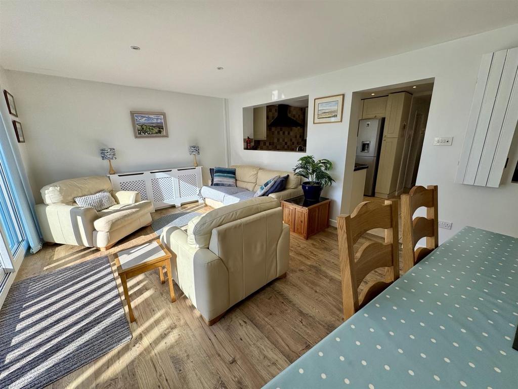 Living/Day Room