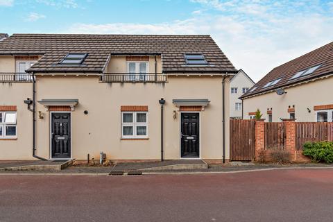 2 bedroom end of terrace house for sale, Aston Close, Castleford, West Yorkshire