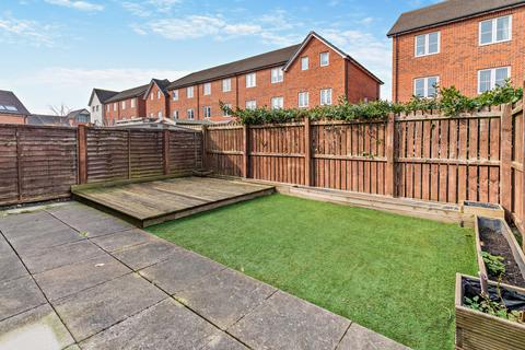 2 bedroom end of terrace house for sale, Aston Close, Castleford, West Yorkshire