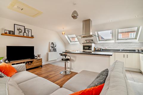7 Aston Close, Castleford, WF10 1BN