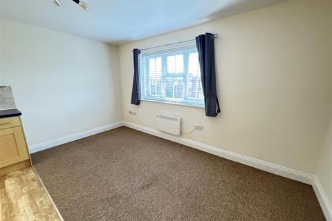 1 bedroom apartment for sale, Daws Heath Road, Rayleigh