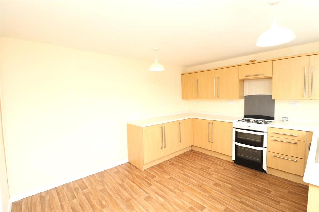 Kitchen1.JPG