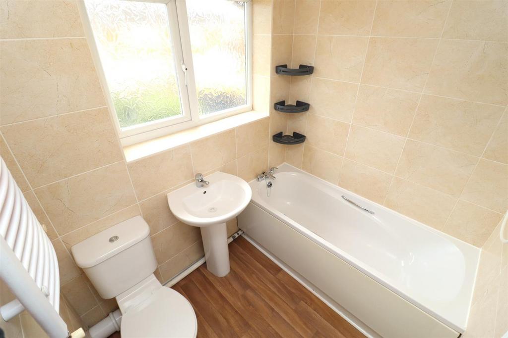 Bathroom.JPG