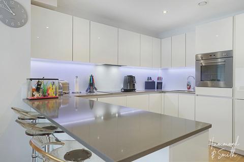 24 Mowbray Close, Epping, CM16 5AZ