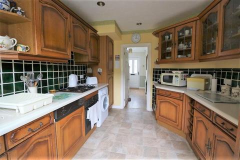 3 bedroom semi-detached house for sale, The Ruffetts, South Croydon, CR2 7LT