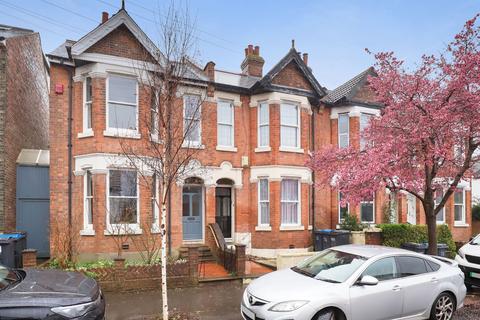 Preston Road, London SE19