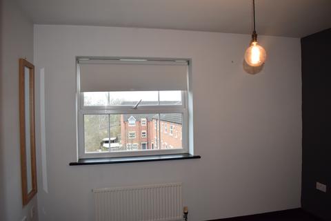 2 bedroom flat to rent, Clarkson Close, Nuneaton CV11